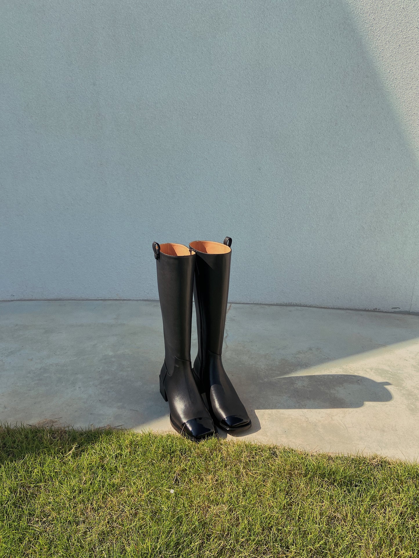 Malèna Women's Square Toe Boots in Black with Asymmetric Design