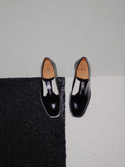 "Annie Hall" Women's Asymmetric Black Leather Loafers